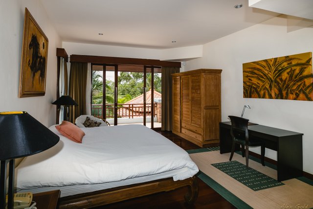 4 Bed Private Pool Villa in Laguna Beach