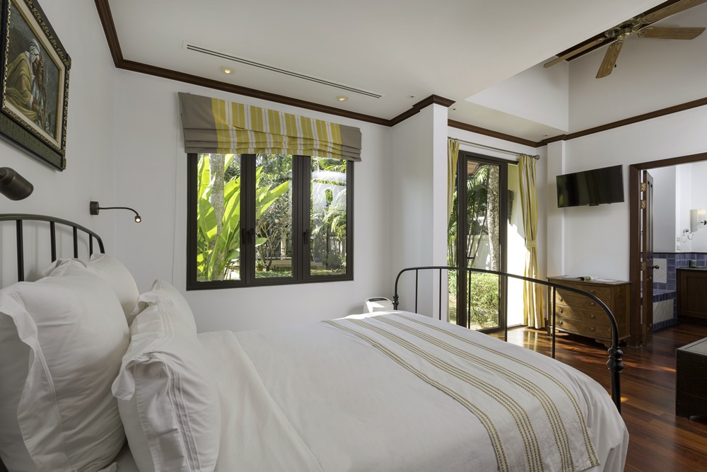 Bali Style 3  bed pool villa in Bangtao Beach