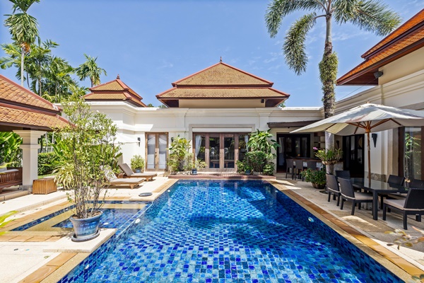 5 Bed pool villa at Sai Taan Villas